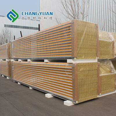 Tấm tường PU Sandwich chống cháy Tấm tường cách nhiệt Polyurethane 50mm