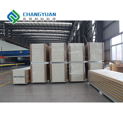 Tấm tường PU Sandwich 50mm Tấm cách nhiệt kết cấu Polyurethane Nhẹ