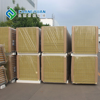 Tấm tường PU Sandwich 200mm với tấm thép và lõi cách nhiệt Polyurethane