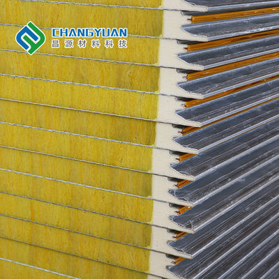 Bảng điều khiển tường PU Sandwich bền bỉ Bảng điều khiển bánh sandwich chống ăn mòn Polyurethane