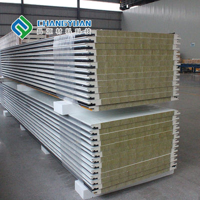 Bảng điều khiển tường PU Sandwich bền bỉ Bảng điều khiển bánh sandwich chống ăn mòn Polyurethane