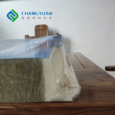 Phòng chống nước Photovoltaic Panel mái nhà tùy chỉnh Giải pháp năng lượng hiệu quả