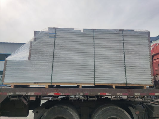 Bọc tường phòng sạch lâu dài với độ bền ≥10 năm và độ dày 50mm
