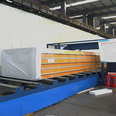 Bảo trì thấp Bức tường rèm tấm kim loại mịn với độ bền và bề mặt chống nhiệt
