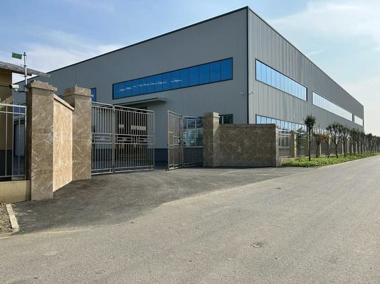 Các tấm kim loại ép có độ bền cao cho sức mạnh và độ bền trong môi trường khắc nghiệt