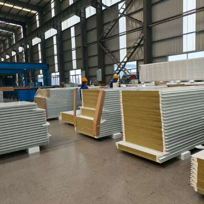 Tường Bảng Sandwich Thân Thiện Với Môi Trường Cho Ngành Chăn Nuôi