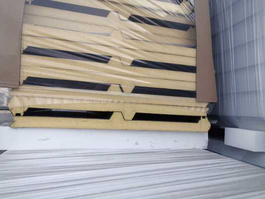 Tấm lợp PIR chống cháy cấp B1 với chiều dài tùy chỉnh lên đến 11960 mét và độ dẫn nhiệt ≤0.02W/m·K