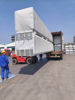 Các tấm mái PIR chống ăn mòn trọng lượng nhẹ với độ dẫn nhiệt ≤ 0,02W/m·K cho sử dụng công nghiệp và thương mại
