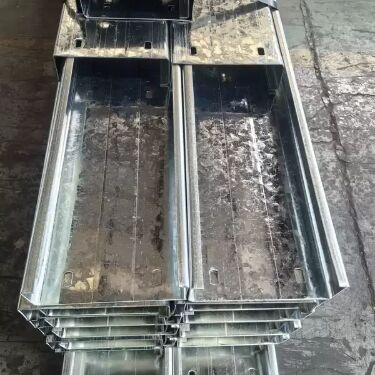 C hình dạng thép Purlin thép GI thép kim loại xây dựng Purlin Z thép Profile C thép Profile