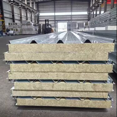 Tấm cách nhiệt cấu trúc polyurethane Tấm mái ngoài trời Tấm lợp lõi xốp Tấm bánh sandwich